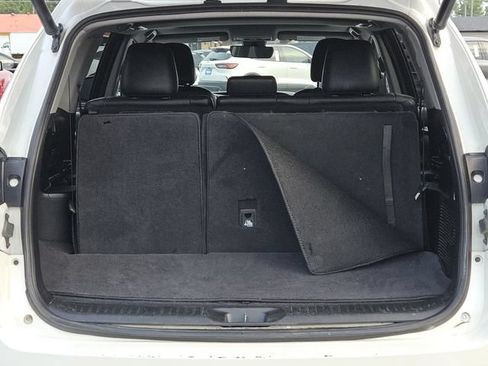 Used 2018 Toyota Highlander XLE FWD image 13