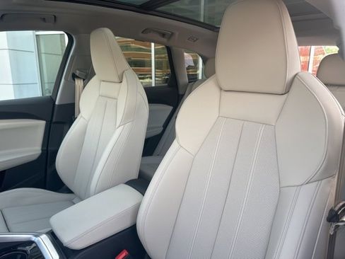New 2025 Audi Q5 Premium Plus image 13