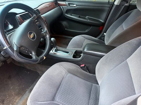 Used 2010 Chevrolet Impala LT image 3