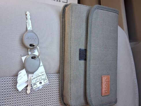 Used 2012 Jeep Patriot Sport image 16