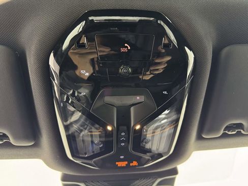 Used 2025 BMW 530i xDrive w/ M Sport Package image 25