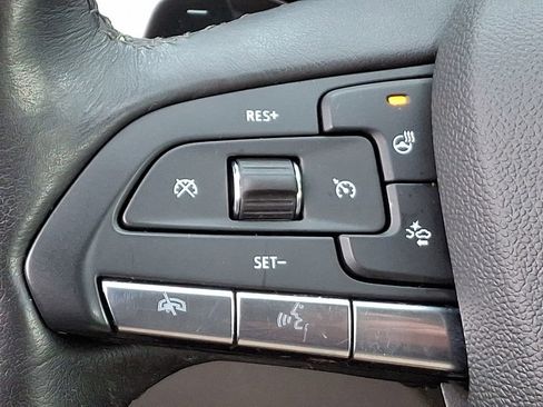 Used 2023 Cadillac XT4 Luxury w/ Cold Weather Package image 20