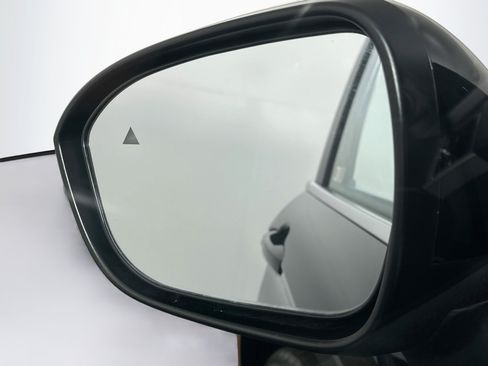 Used 2024 Mitsubishi Outlander SE AWD/4WD image 16