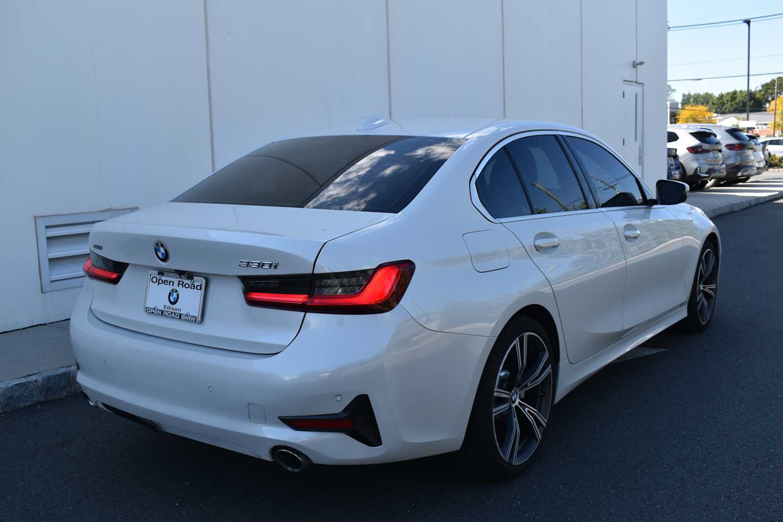 Used 2021 BMW 330i xDrive Sedan w/ Convenience Package AWD/4WD image 6