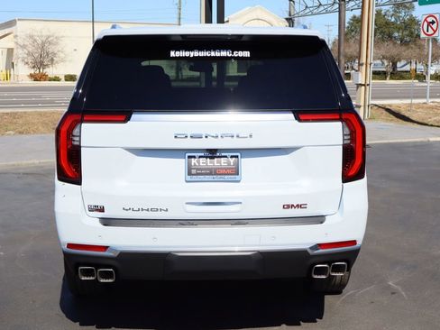 New 2026 GMC Yukon XL Denali w/ LPO, Floor Liner Package image 5