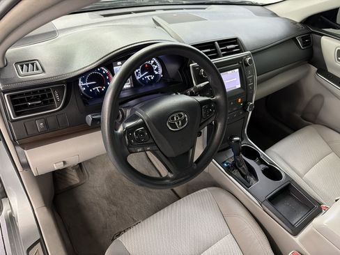Used 2017 Toyota Camry LE w/ Protection Package (Q2) FWD image 4