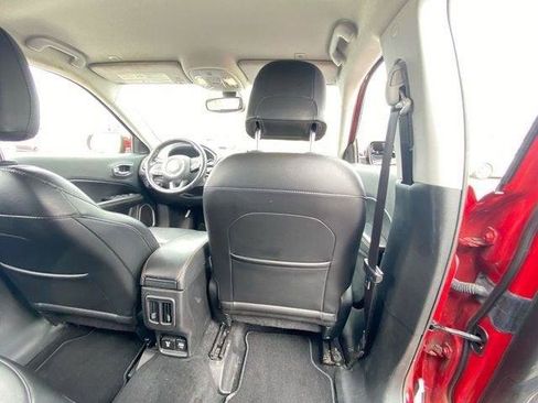 Used 2019 Jeep Compass Limited AWD/4WD image 36