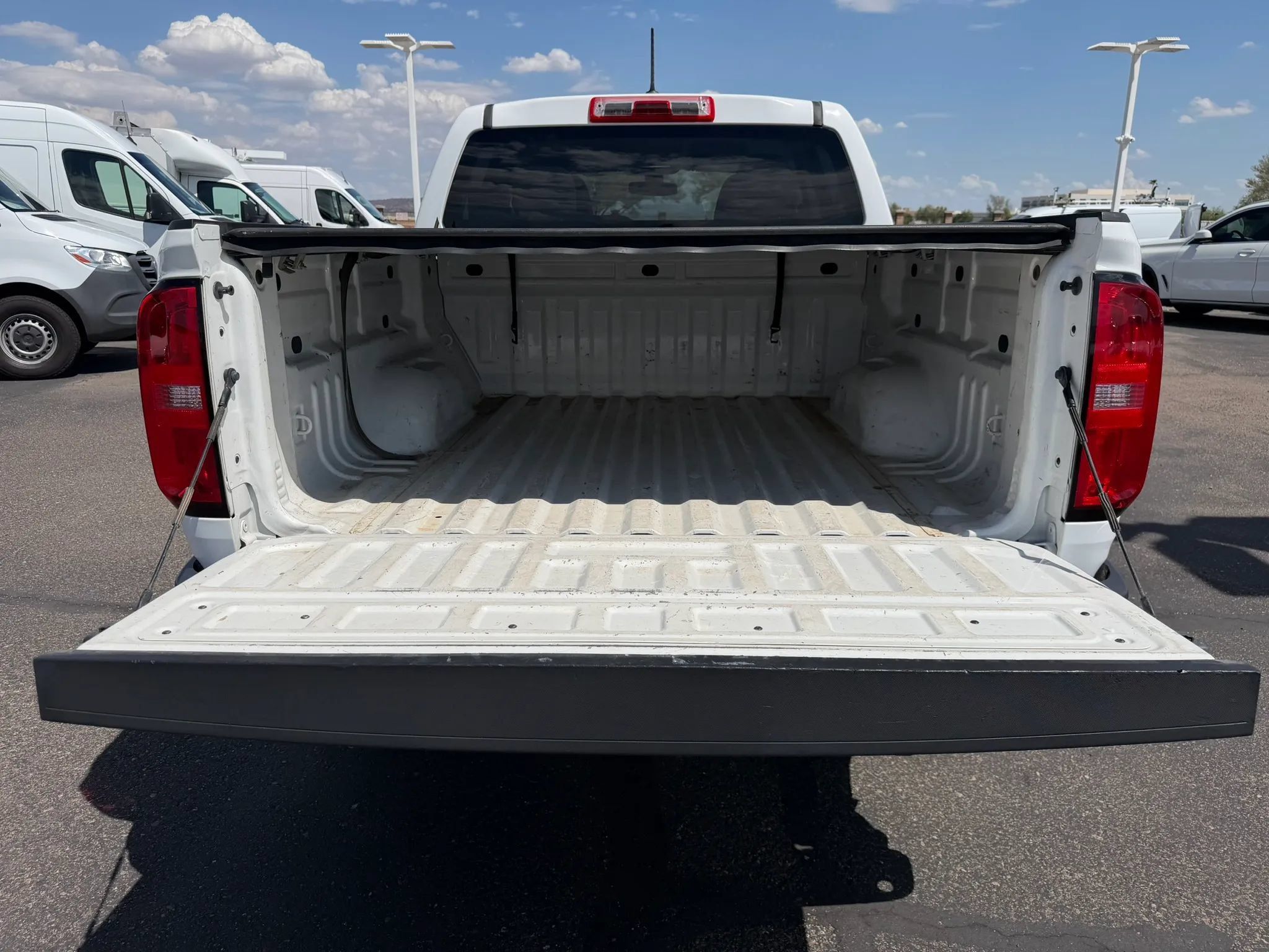 Used 2019 Chevrolet Colorado W/T w/ WT Convenience Package RWD image 11