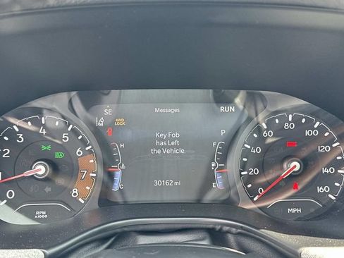Used 2024 Jeep Compass Latitude w/ Sun and Sound Group AWD/4WD image 31