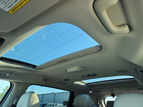 New 2026 Kia Carnival SX Prestige image 19