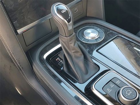 Used 2024 INFINITI QX80 Luxe w/ Cargo Package image 21