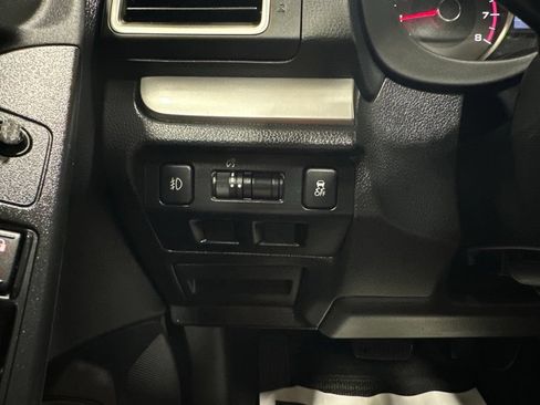 Used 2016 Subaru Forester 2.0XT Premium AWD/4WD image 17
