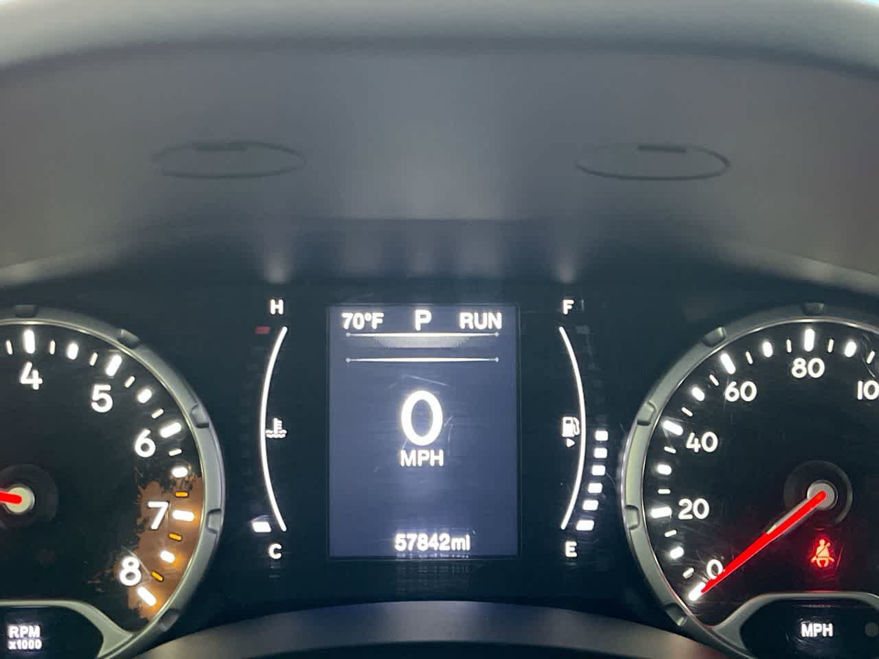 Used 2018 Jeep Renegade Latitude w/ Cold Weather Group AWD/4WD image 15