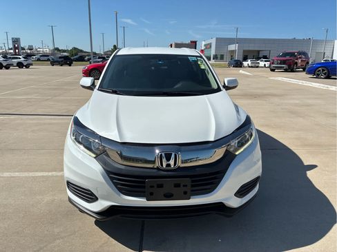 Used 2022 Honda HR-V LX image 3