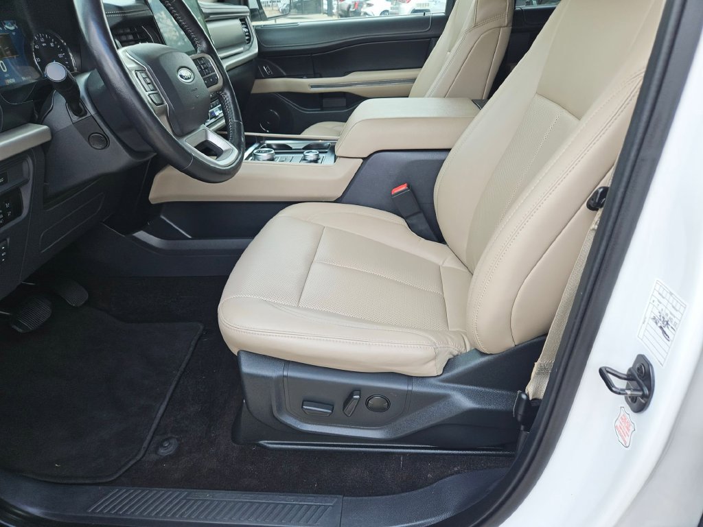 Used 2023 Ford Expedition Max XLT AWD/4WD image 11