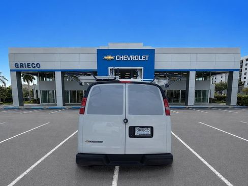 Used 2025 Chevrolet Express 2500 w/ Driver Convenience Package RWD image 9