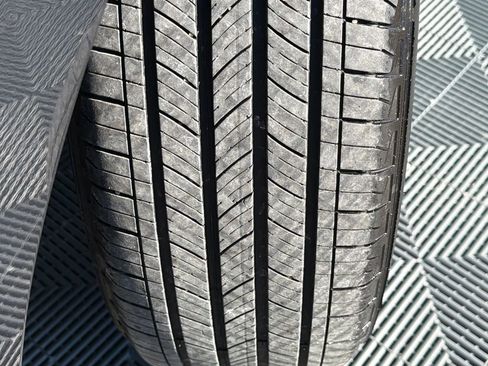 Used 2023 Chevrolet Equinox LT image 23