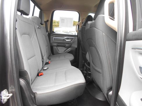 Certified 2019 RAM 1500 Big Horn image 25