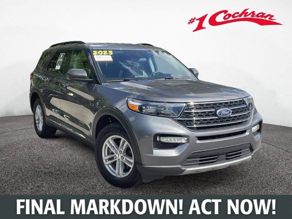 Certified 2023 Ford Explorer XLT w/ Equipment Group 202A AWD/4WD image 1