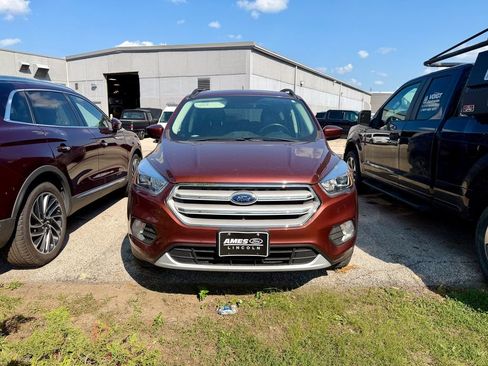 Used 2018 Ford Escape SEL FWD image 6