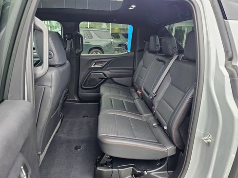 Used 2025 Chevrolet Silverado EV RST AWD/4WD image 17