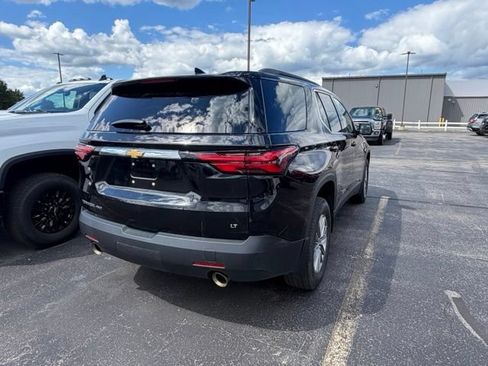 Used 2023 Chevrolet Traverse LT AWD/4WD image 8