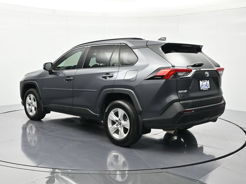 Used 2020 Toyota RAV4 XLE FWD image 7