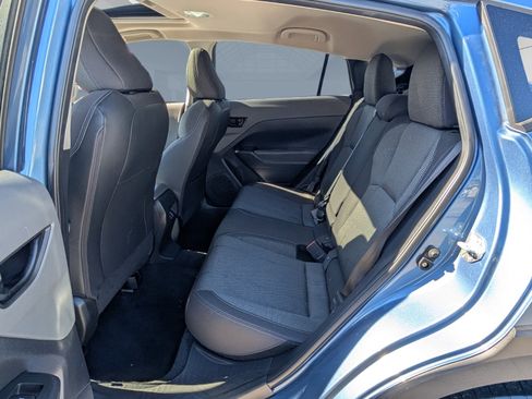 Used 2024 Subaru Crosstrek 2.0i Premium image 9