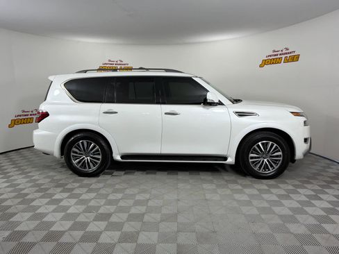 Certified 2023 Nissan Armada SL w/ Cargo Package RWD image 7
