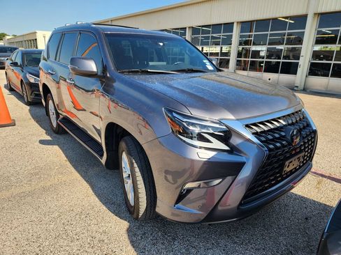 Used 2023 Lexus GX 460 Premium w/ Premium Plus Package AWD/4WD image 2