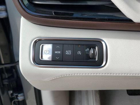 New 2026 Buick Enclave Avenir w/ Super Cruise Package FWD image 30
