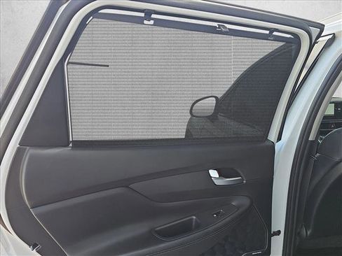 Used 2023 Hyundai Santa Fe SEL w/ Premium Package image 12