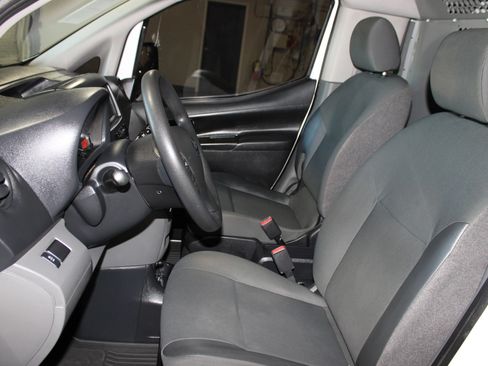 Used 2020 Nissan NV200 S FWD image 20