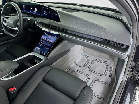 Used 2025 Lucid Air Pure RWD image 26