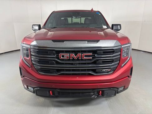 Certified 2024 GMC Sierra 1500 AT4 w/ Technology Package AWD/4WD image 4