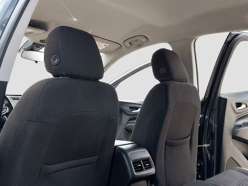 Used 2019 Chevrolet Equinox LT FWD image 6