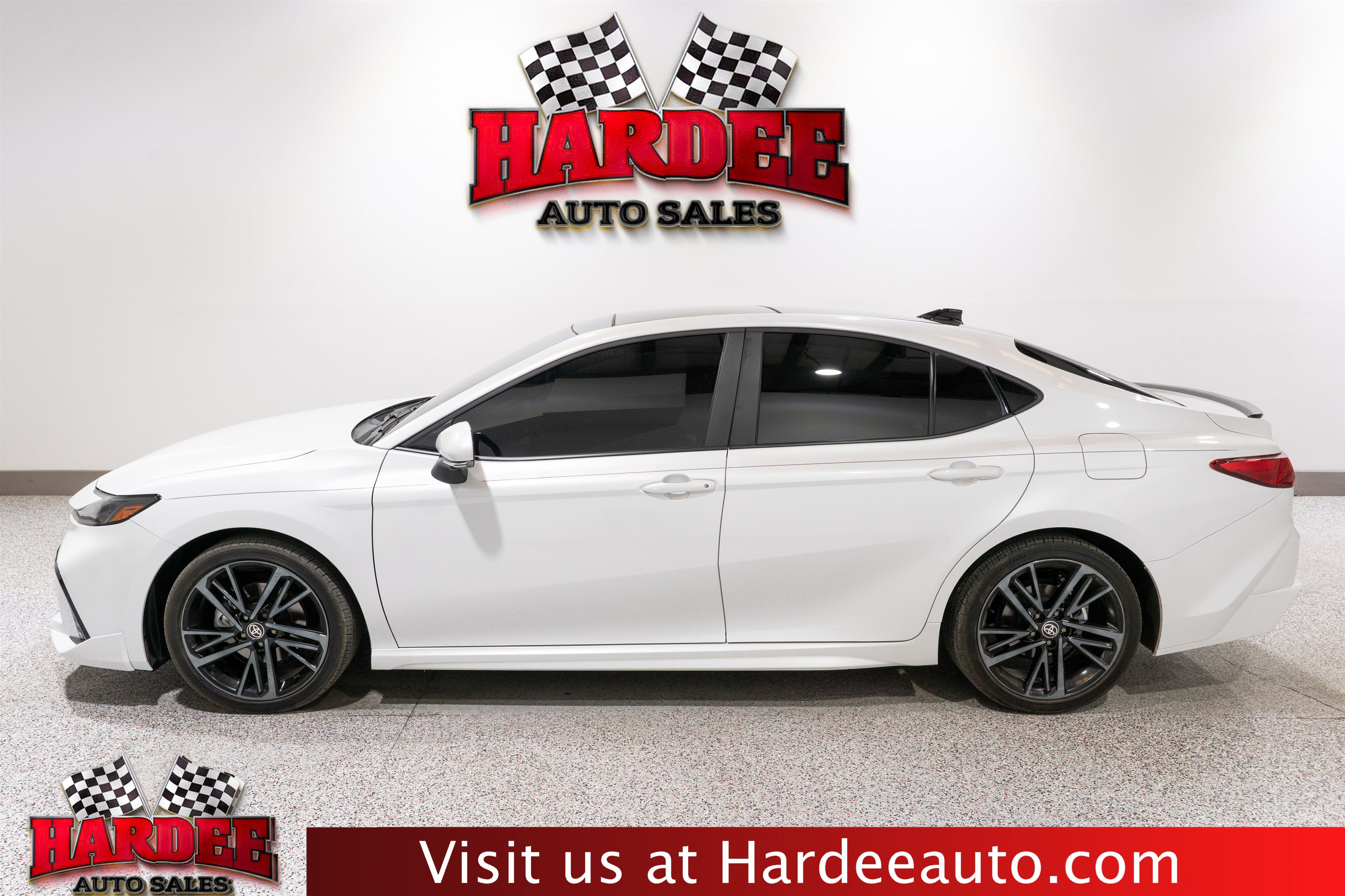Used 2025 Toyota Camry XSE w/ Premium Plus Package FWD 360° Tour
