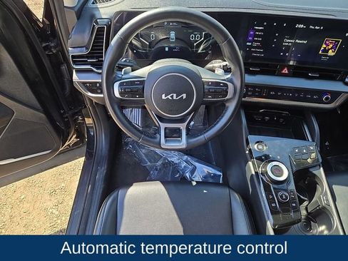 Used 2023 Kia Sportage EX AWD/4WD image 3