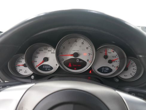 Used 2005 Porsche 911 Carrera S image 23