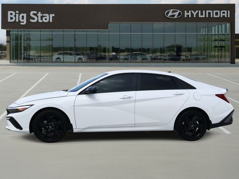 Used 2026 Hyundai Elantra Sport FWD image 2