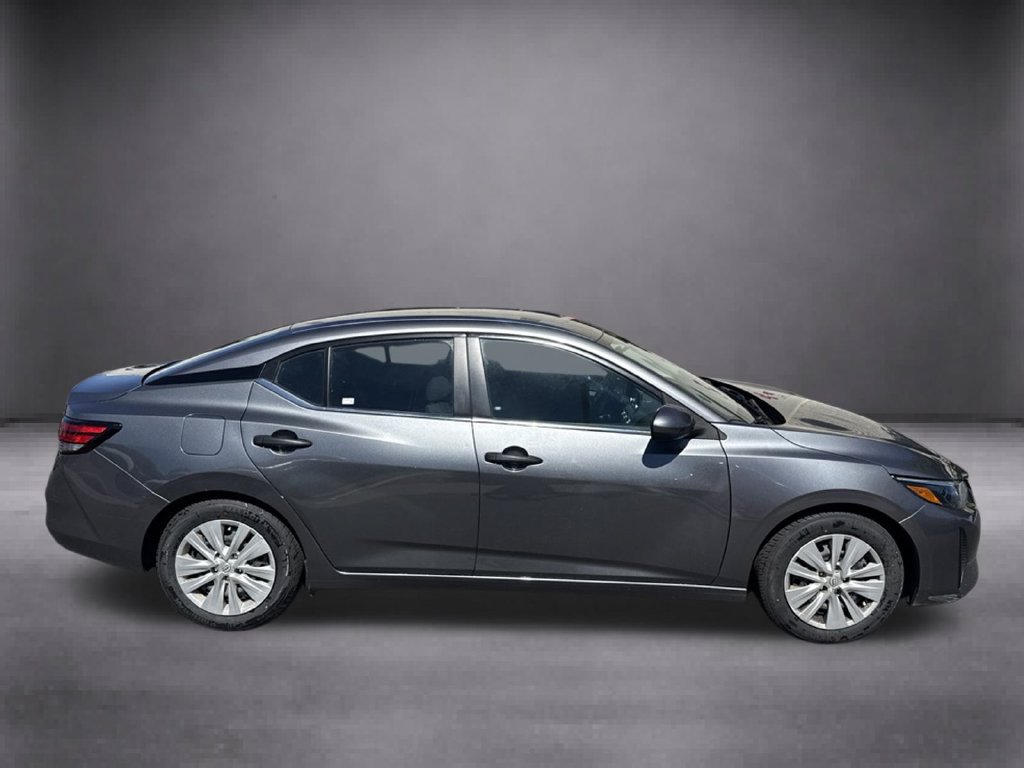Used 2024 Nissan Sentra S FWD image 3
