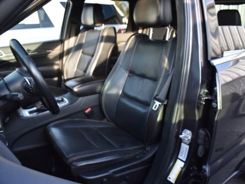 Used 2016 Jeep Grand Cherokee Limited image 27