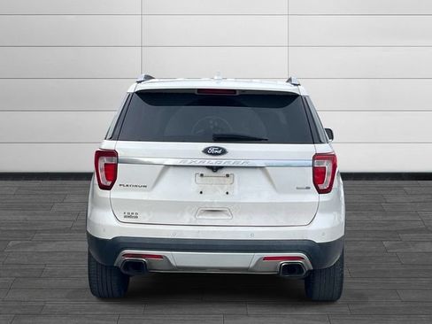 Used 2016 Ford Explorer Platinum AWD/4WD image 4