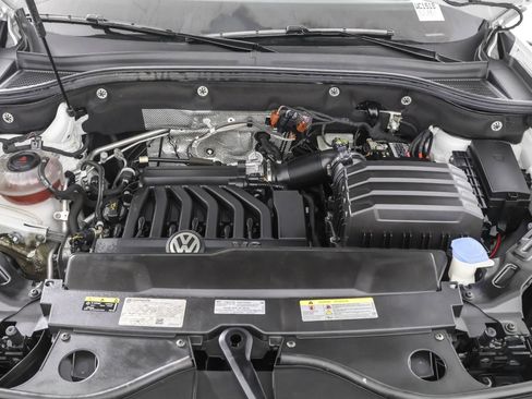 Used 2023 Volkswagen Atlas SE image 48