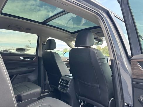 New 2026 Volkswagen Atlas SEL AWD/4WD image 41