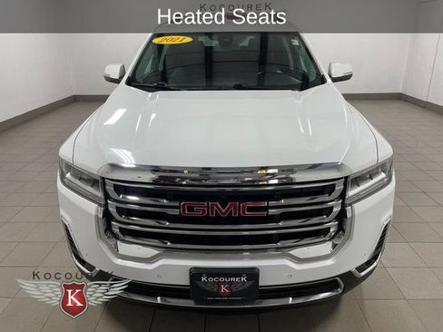 Used 2021 GMC Acadia SLT w/ Trailering Package AWD/4WD image 2