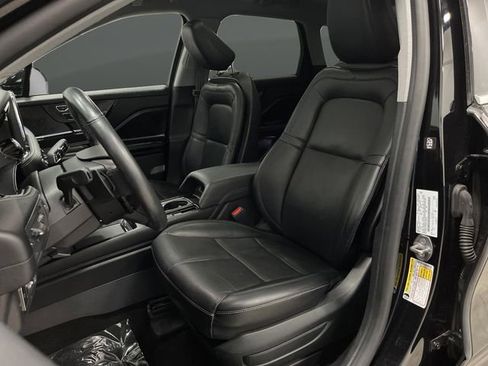 Used 2022 Lincoln Corsair AWD w/ Premium Package image 4