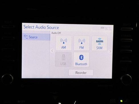 Used 2022 Toyota Prius XLE image 17