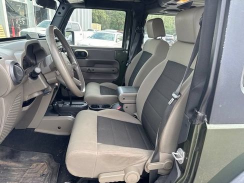 Used 2008 Jeep Wrangler X AWD/4WD image 12