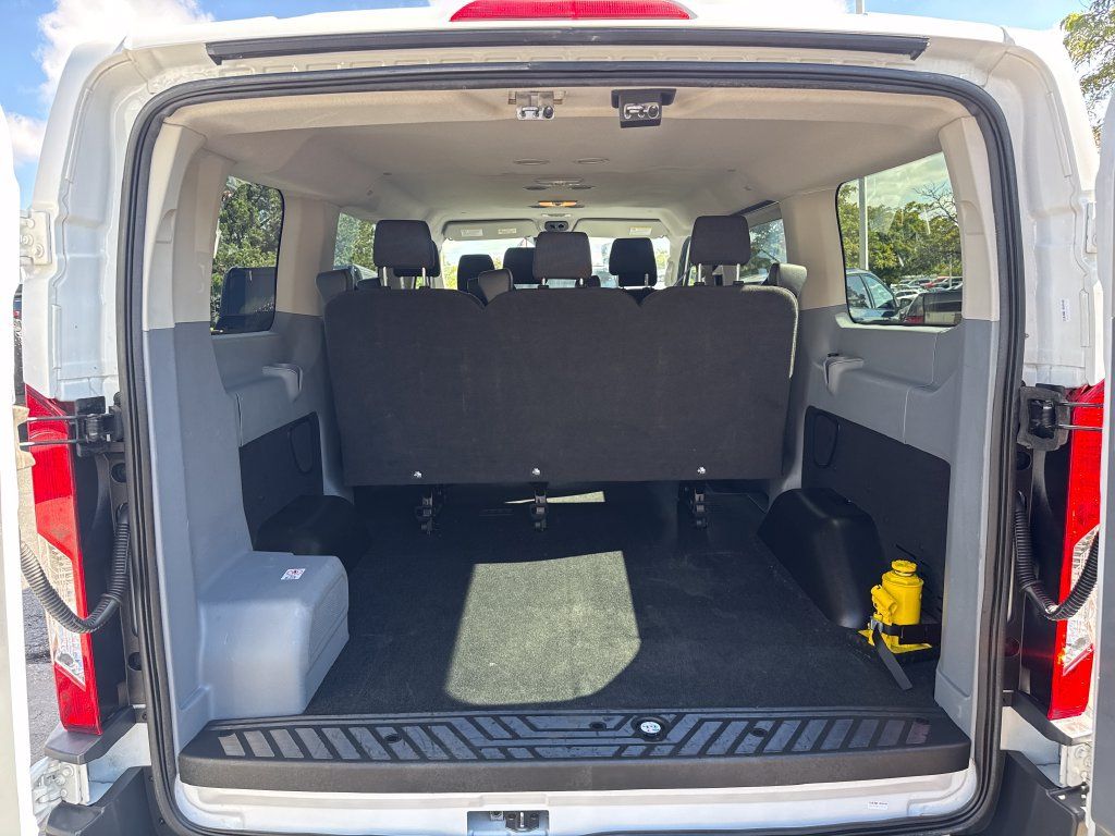 Used 2018 Ford Transit 150 XL RWD image 25